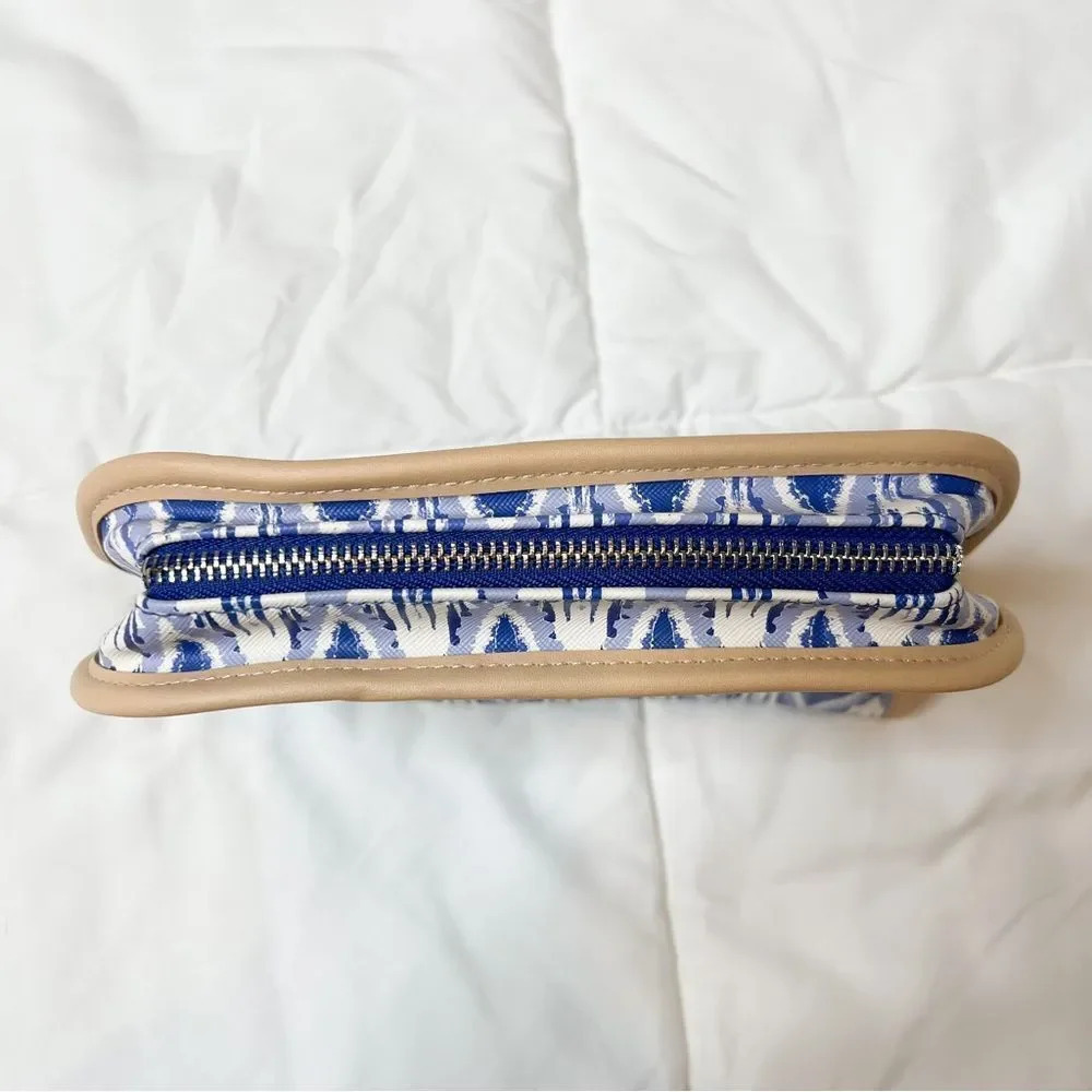 Stella & Dot Blue Ikat Makeup Bag - Picture 7 of 10